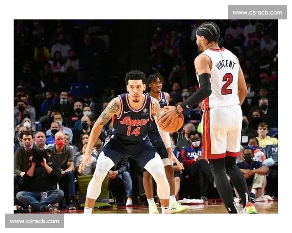 邓恩:金腰带在手,硬仗才开场 邓恩:金腰带在手,硬仗才开场